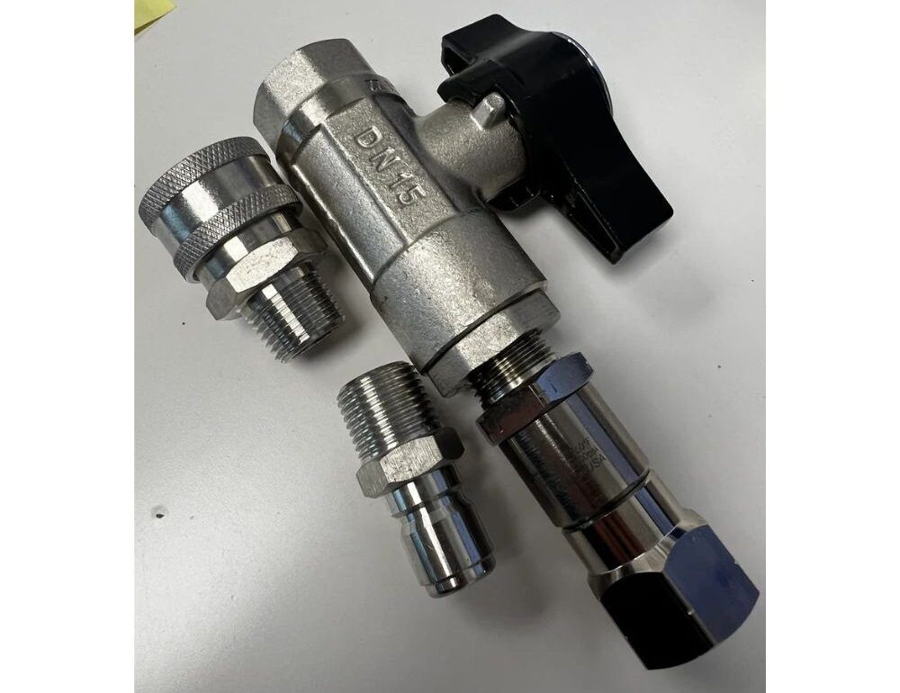 PCE DN 15 Ball Valve with High Flow Mosmatic Swivel (32.864) Assembly w QCs MPWSR PCE DN 15 Ball Valve with High Flow Mosmatic Swivel (32.864) Assembly w QCs MPWSR